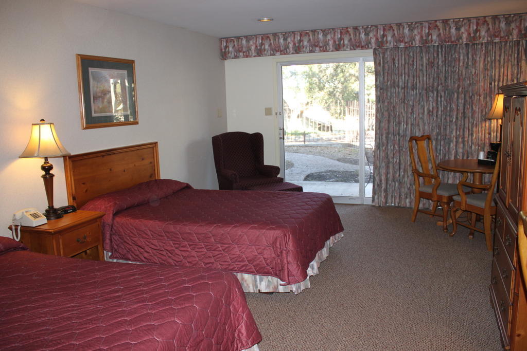 Stagecoach Inn Salado Стая снимка